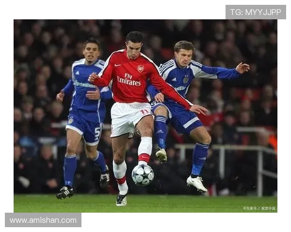 基普迪纳摩与阿尔克的精彩对决揭示足球战术与团队合作的魅力