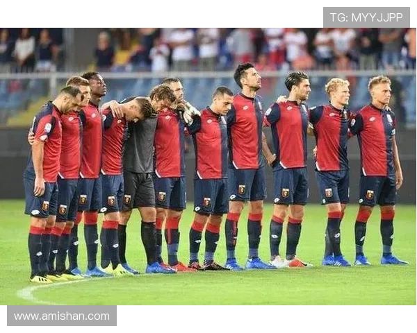 热那亚对阵萨索洛半场战况分析与精彩瞬间回顾 热那亚对阵萨索洛半场战况分析与精彩瞬间回顾