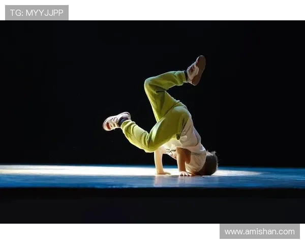 街舞精神:见证上海街舞队从默默无闻到璀璨辉煌的成长之路 街舞精神:见证上海街舞队从默默无闻到璀璨辉煌的成长之路